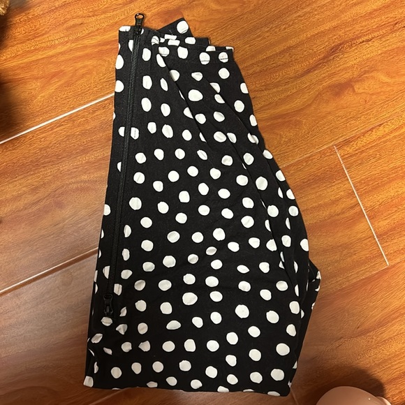 Baby Leaf Cover. Breastfeeding cover and car seat cover. 2 in 1. - Picture 3 of 3